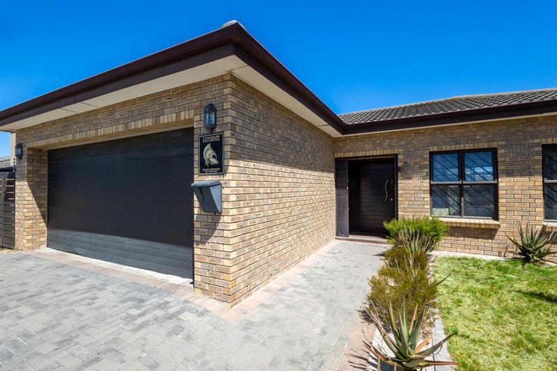 3 Bedroom Property for Sale in Sonkring Western Cape